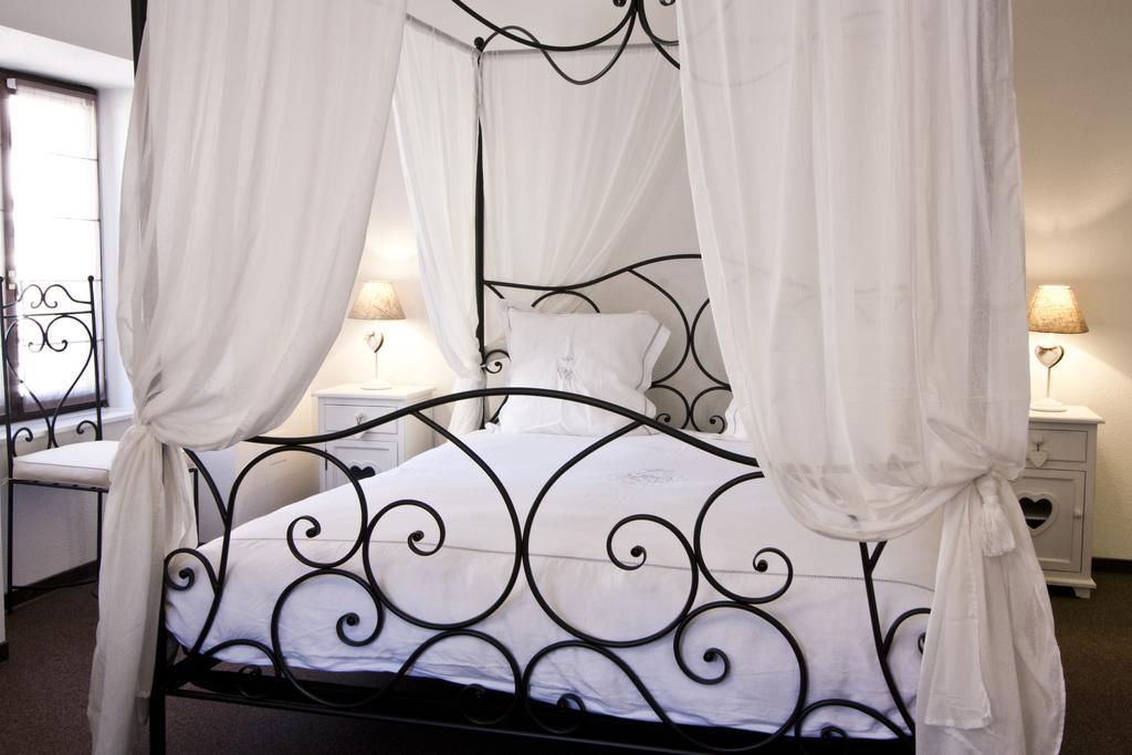 Chambre Le Hupsa Pfannala Saint-Hippolyte  Værelse billede