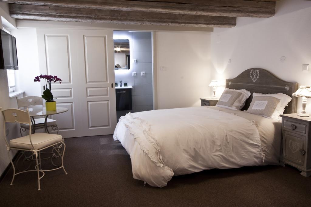 Chambre Le Hupsa Pfannala Saint-Hippolyte  Værelse billede